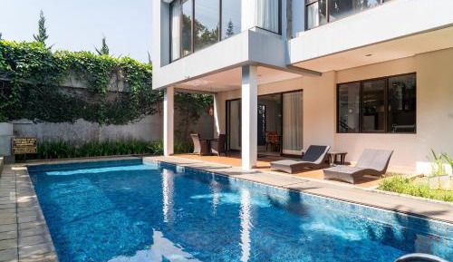 Villa with Private Pool