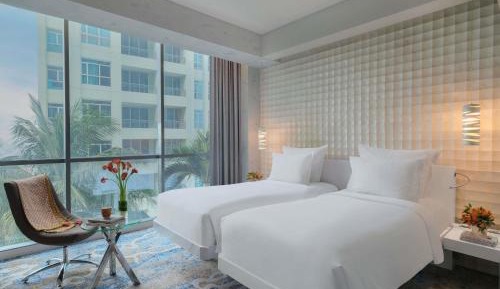 Deluxe Room with Two Single Beds