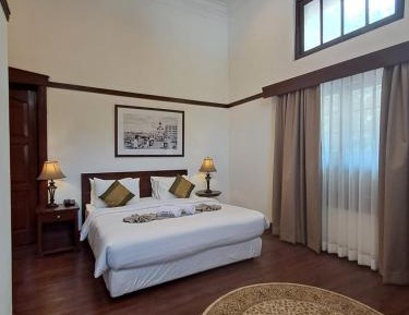 King Suite