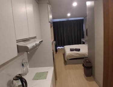 Studio with Balcony