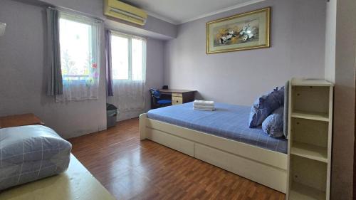 Three-Bedroom Premium Apartment with Balcony