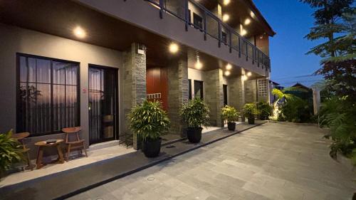 Suite with Garden View