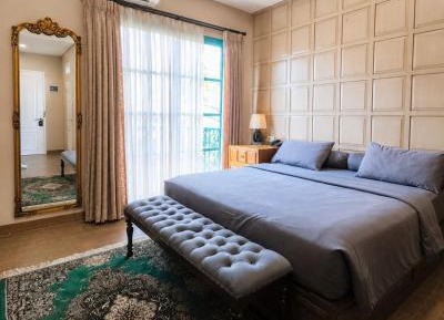 Superior King Room
