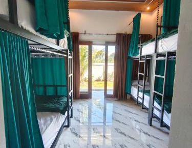 Bed in 6-Bed Dormitory Room