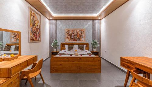 Suite with Balcony