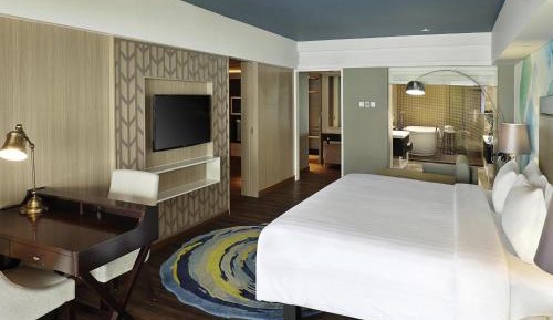 Presidential King Suite with Balcony and Ocean View