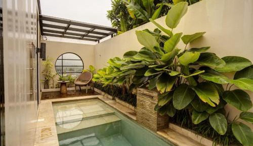 Hillside Studio Villa