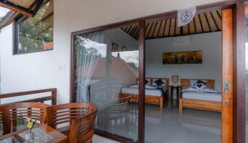 Superior Double or Twin Room with Pool View