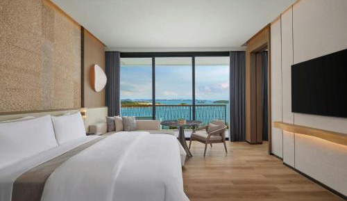 Ocean Suite, Suite, 1 King, Ocean view, Balcony