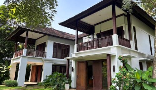 Heritage Balcony Terrace