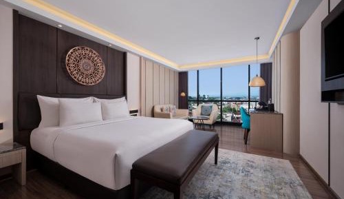 Grand Deluxe Room