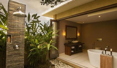 Double or Twin Room with Pool View