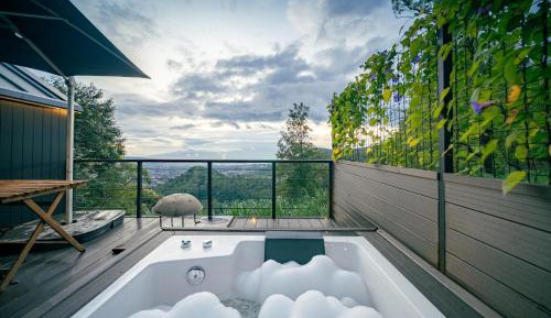 Deluxe Double Room with Bath
