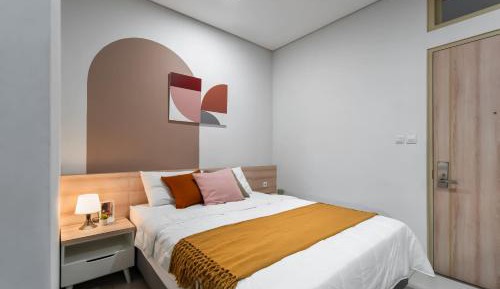 Deluxe Queen Room
