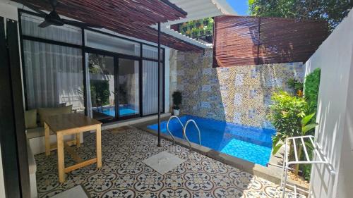One-Bedroom Villa