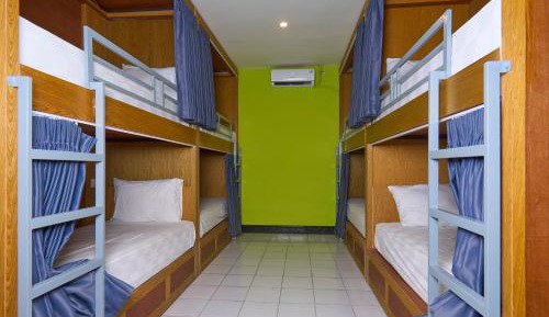 Bed in 4-Bed Mixed Dormitory Room