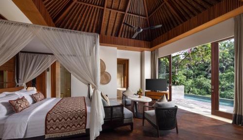  Spacious One-Bedroom Villa with Private Pool, Bathtub, Jungle View, Free Welcome Fruit and Daily Afternoon Tea