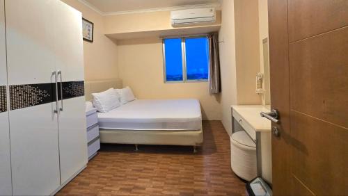 Two-Bedroom Deluxe Apartment with Balcony