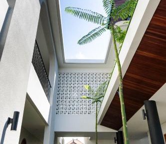 Studio with Balcony