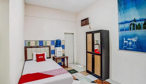 Budget Single Room