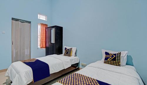 Small Twin Room