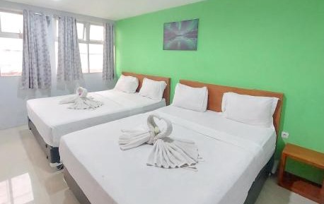 Deluxe Queen Room