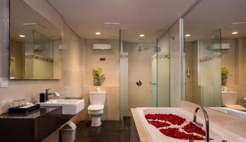 Premier Deluxe Veranda with Bathtub and Free Daily Mini Bar