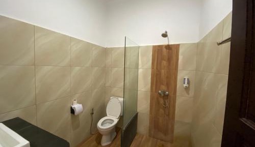 Queen Room with Garden View