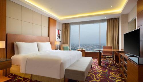 Junior King Suite