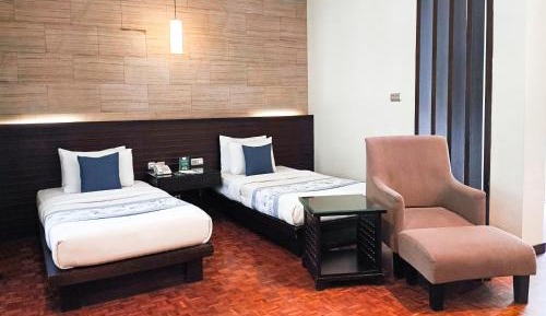 Grand Deluxe Twin Room