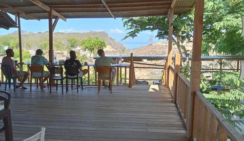Double or Twin Room with Partial Sea View