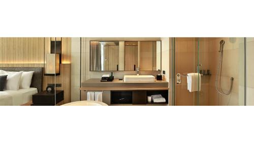 Executive Studio