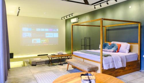 Family Room with Private Bathroom