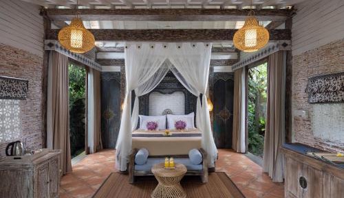 One-Bedroom Jungle Villa with Welcome Massage 