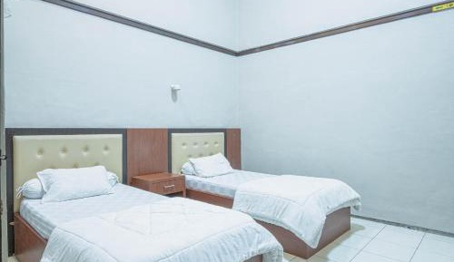 Economy Twin Room