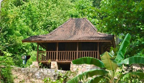Bungalow with Sea View