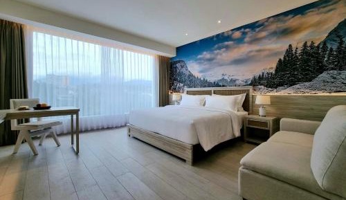 Executive Winter King Bed