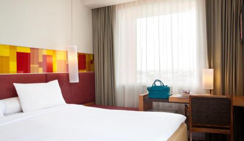 Deluxe Queen Room