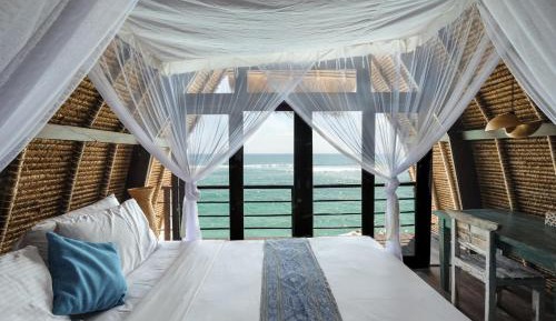 Rumah Janneke - Beach Front Villa