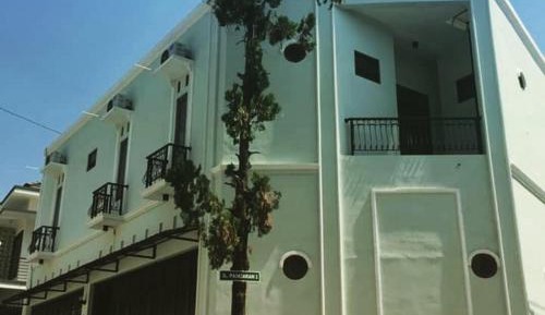 Six-Bedroom House