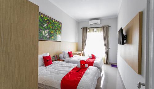Large Twin Room