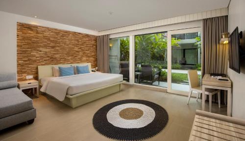 Deluxe Garden Terrace