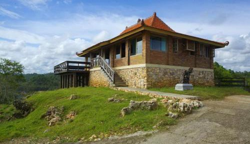 Villa with Sea View