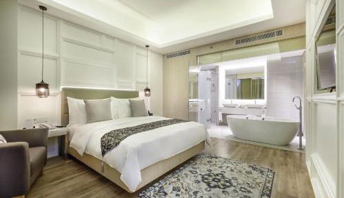Vertu Suite Room