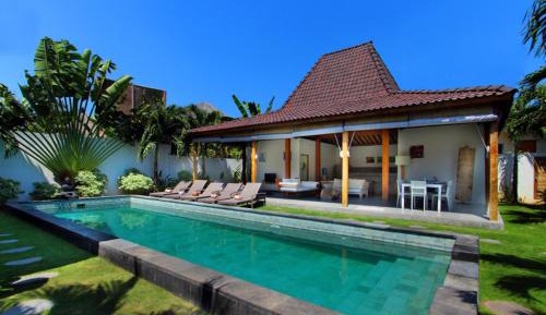 Villa with Private Pool