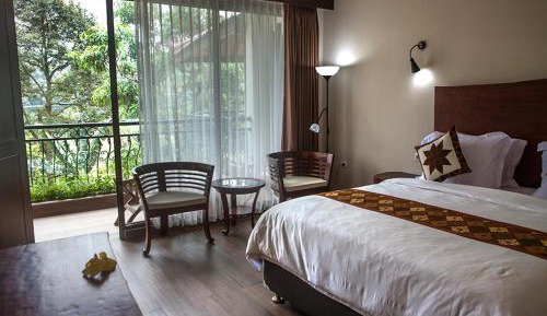 Deluxe Double Room with Balcony