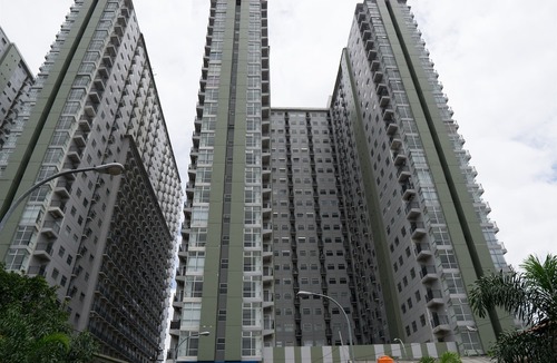 Bandung Hotel | Comfy 2Br Apartment at Grand Asia Afrika Residence