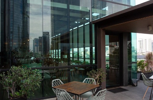 Kuningan Hotel | Avissa Suites