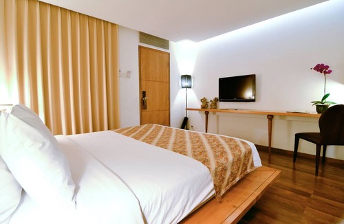 Pasteur Hotel | Gumilang Regency Hotel By Gumilang Hospitality