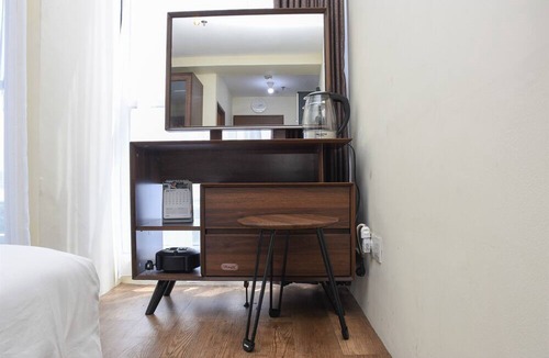 Kayu Putih House | Nice And Cozy Studio At Tifolia Apartment